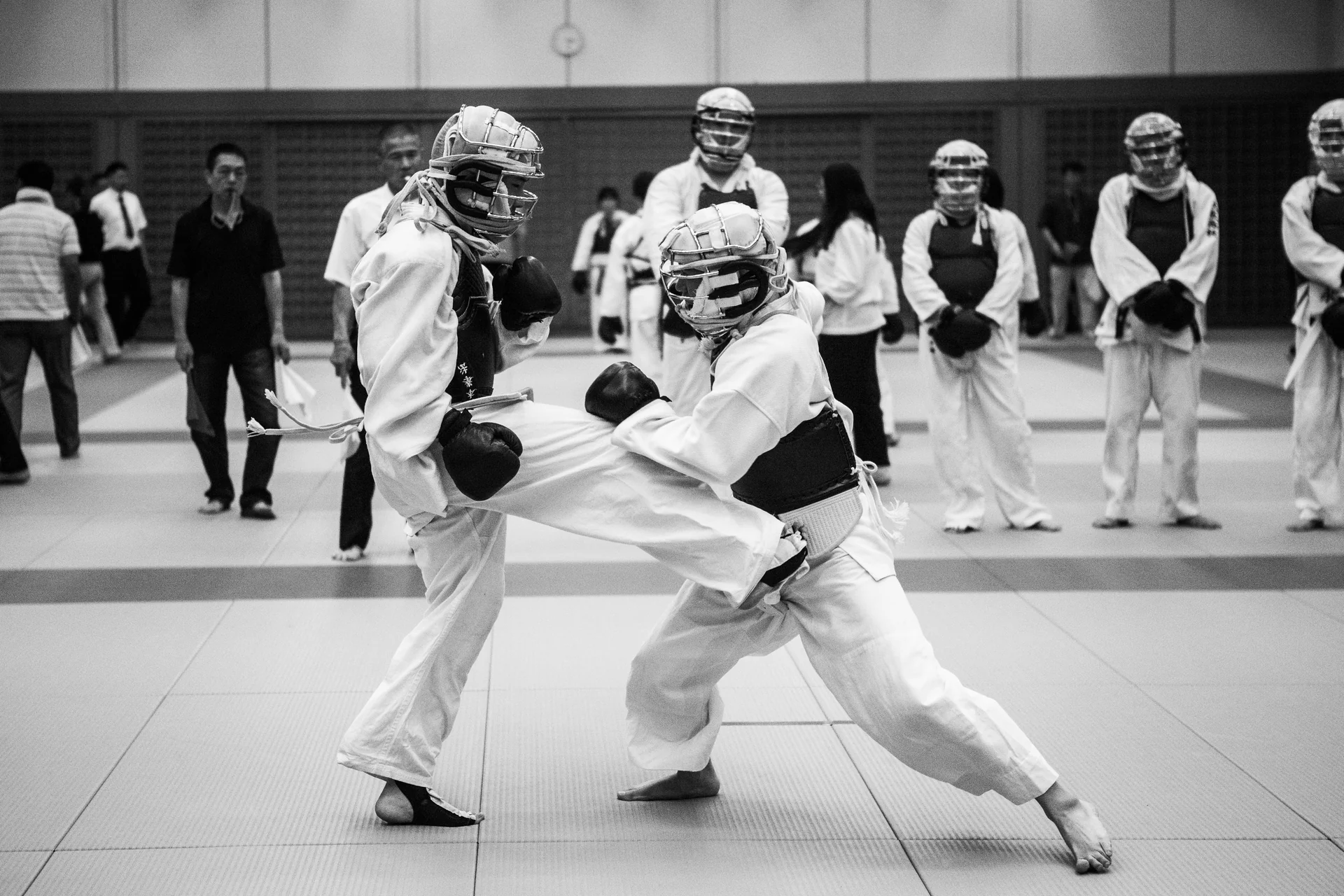 Combat Kempo, action coup de pied en tournoi officiel